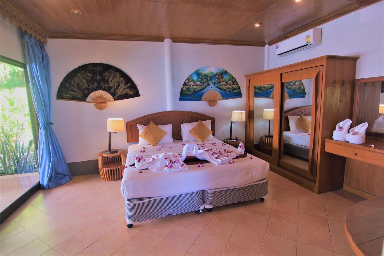 Bangrak Pier Samui Resort Exteriör bild