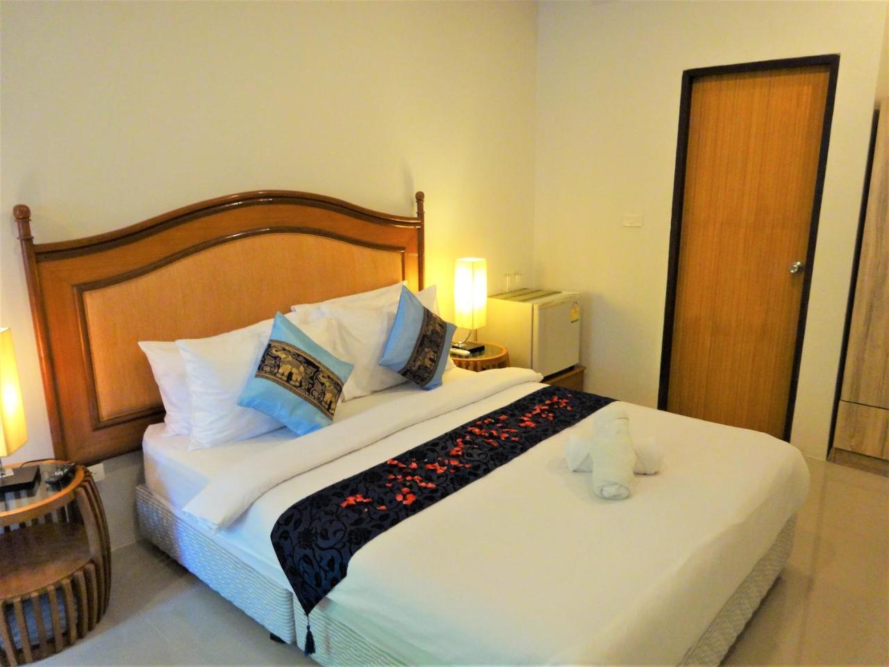 Bangrak Pier Samui Resort Exteriör bild